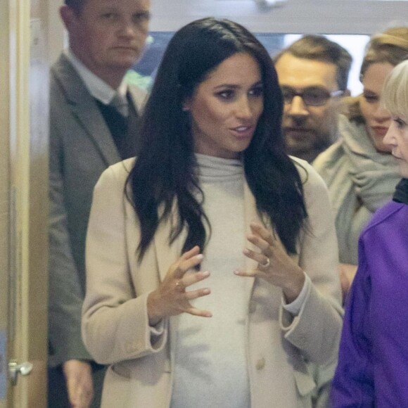 Meghan Markle, duchesse de Sussex, enceinte, en visite au centre Mayhew, un centre d'accueil caritatif pour animaux à Londres le 16 janvier 2019.