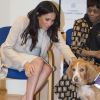 Meghan Markle, duchesse de Sussex, enceinte, en visite au centre Mayhew, un centre d'accueil caritatif pour animaux à Londres le 16 janvier 2019.  16th January 2019 London UK Britain's Meghan, Duchess of Sussex, visits Mayhew in west London on Wednesday 16th January to meet with staff, volunteers and beneficiaries, and hear more about the animal welfare charity's various initiatives, from community engagement to international projects. During the visit, The Duchess will see first-hand a number of the diverse projects run by the charity, designed to improve the lives of animals and people and to better communities both in London and internationally. These initiatives include animal therapy visits, work with homeless people and their pets, animal welfare schemes such as the Trap, Neuter and Return programme, and international projects including dog rabies vaccinations in Kabul. Meghan will spend time touring the facilities, meeting members of the community and animals who have benefitted directly from the work of the charity.16/01/2019 - Londres