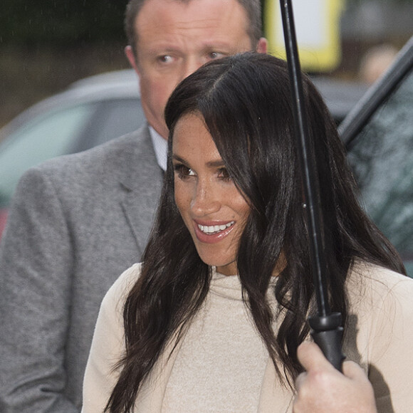 Meghan Markle, duchesse de Sussex, enceinte, en visite au centre Mayhew, un centre d'accueil caritatif pour animaux à Londres le 16 janvier 2019.