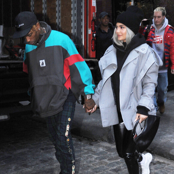 Kylie Jenner et son compagnon Travis Scott se rendent au restaurant Cipriani à New York le 28 novembre 2018.