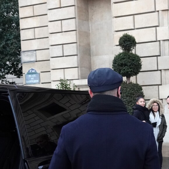 Céline Dion quitte l'hôtel De Crillon pour se rendre au Grand Palais et assister au défilé Haute Couture printemps-été 2019 "Alexandre Vauthier". Paris, le 22 janvier 2019.
