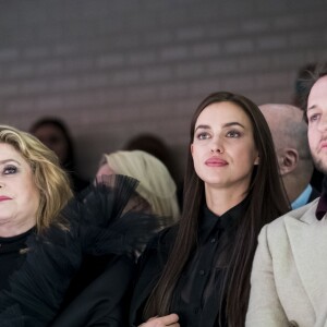 Catherine Deneuve, Irina Shayk, Derek Blasberg - People au défilé de mode Haute-Couture printemps-été 2019 "Jean Paul Gaultier" à Paris. Le 23 janvier 2019 © Olivier Borde / Bestimage People at the Jean Paul Gaultier fashion show in Paris. On january 23rd 201923/01/2019 - Paris