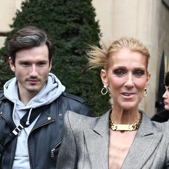 Céline Dion et Pepe Munoz sortent de l'hôtel de Crillon à Paris pour se rendre au défilé RVDK Ronald Van Der Kemp, le 23 janvier 2019