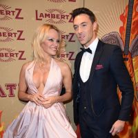 Pamela Anderson : Danseuse torride avec Maxime Dereymez !