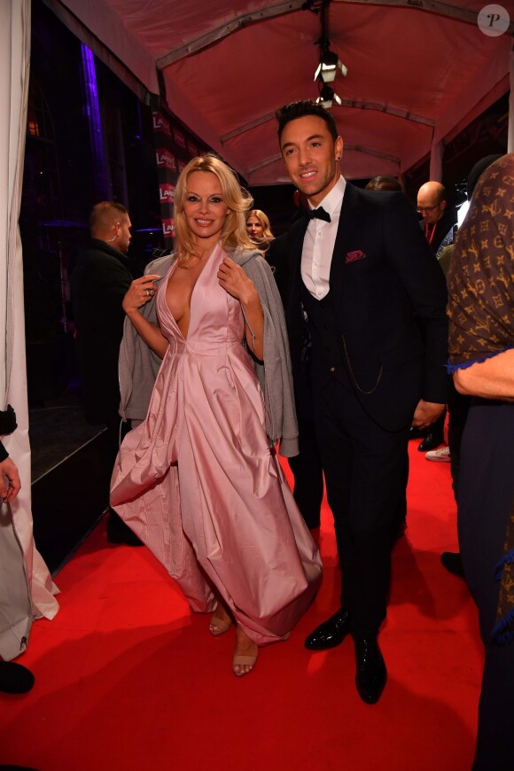 Pamela Anderson, Maxime Dereymez - People à la soirée "Lambertz Monday Night", sous la devise "Rockin Chocolate", à Cologne. Le 28 janvier 2019