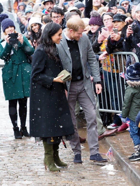 Le prince Harry, duc de Sussex, et Meghan Markle, duchesse de Sussex, enceinte, visitent le Bristol Old Vic. à Bristol le 1er février 2019.