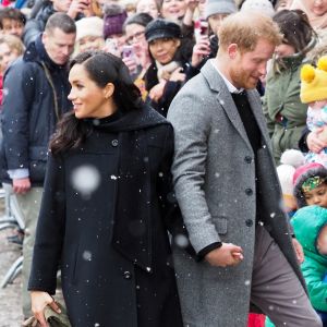 Le prince Harry, duc de Sussex, et Meghan Markle, duchesse de Sussex, enceinte, visitent le Bristol Old Vic. à Bristol le 1er février 2019.