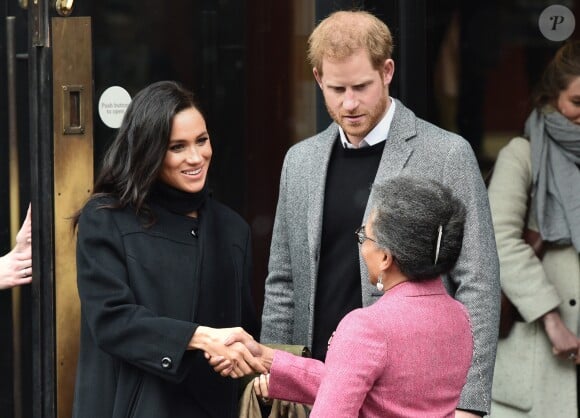 Le prince Harry, duc de Sussex, et Meghan Markle, duchesse de Sussex, enceinte, visitent le Bristol Old Vic. à Bristol le 1er février 2019.