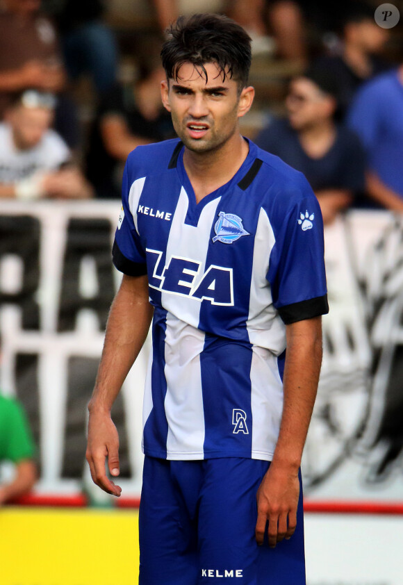 Enzo Zidane, fils de Zinedine Zidane et joueur de football professionel, participe à son premier match officiel avec son nouveau club Espagnol le "Deportivo Alaves" en amical contre le club Français TFC, Toulouse Football Club, à Saint Jean de Luz le 19 Juillet 2017. © Patrick Bernard-Christophe de Prada/ Bestimage