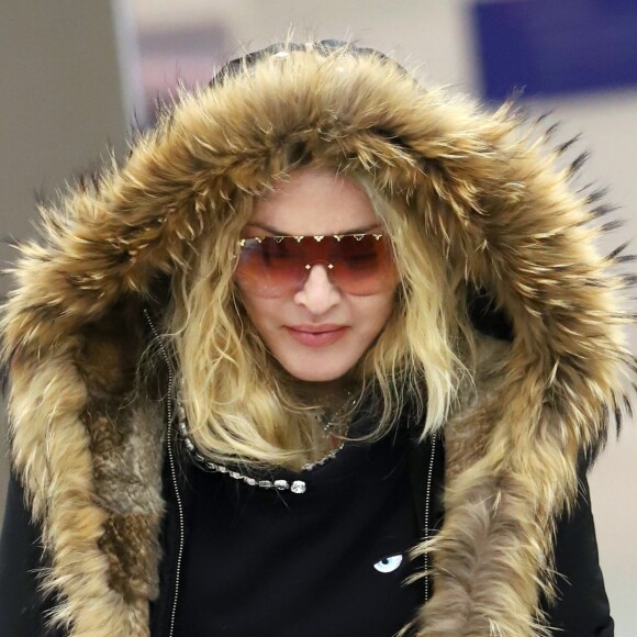 Exclusif - Madonna arrive à l' aéroport de New York Le 01 février 2019