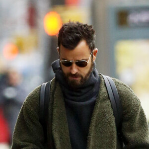 Exclusif - Justin Theroux se promène dans les rues de New York le 11 février 2019.