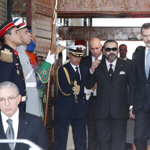 Le roi Felipe VI et la reine Letizia d'Espagne ont été accueillis le 13 février 2019 par le roi Mohammed VI et sa famille à Rabat au Maroc, où les cérémonies officielles de bienvenue ont eu lieu place du Mechouar au palais royal.