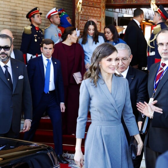 Le roi Felipe VI et la reine Letizia d'Espagne ont été accueillis le 13 février 2019 par le roi Mohammed VI et sa famille à Rabat au Maroc, où les cérémonies officielles de bienvenue ont eu lieu place du Mechouar au palais royal.