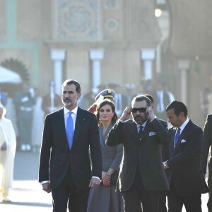 Le roi Felipe VI et la reine Letizia d'Espagne ont été accueillis le 13 février 2019 par le roi Mohammed VI et sa famille à Rabat au Maroc, où les cérémonies officielles de bienvenue ont eu lieu place du Mechouar au palais royal.