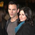  Courteney Cox et son fiancé Johnny McDaid - Avant-première du film "Comment tuer son boss ? 2" à Hollywood le 20 novembre 2014 