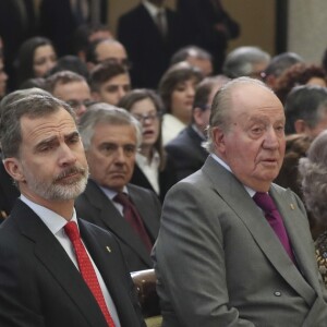 L'infante Pilar de Bourbon, la reine Letizia et le roi Felipe VI, le roi Juan Carlos et la reine Sofia d'Espagne, l'infante Elena réunis le 10 janvier 2019 à Madrid lors de la cérémonie des Prix nationaux du Sport.
