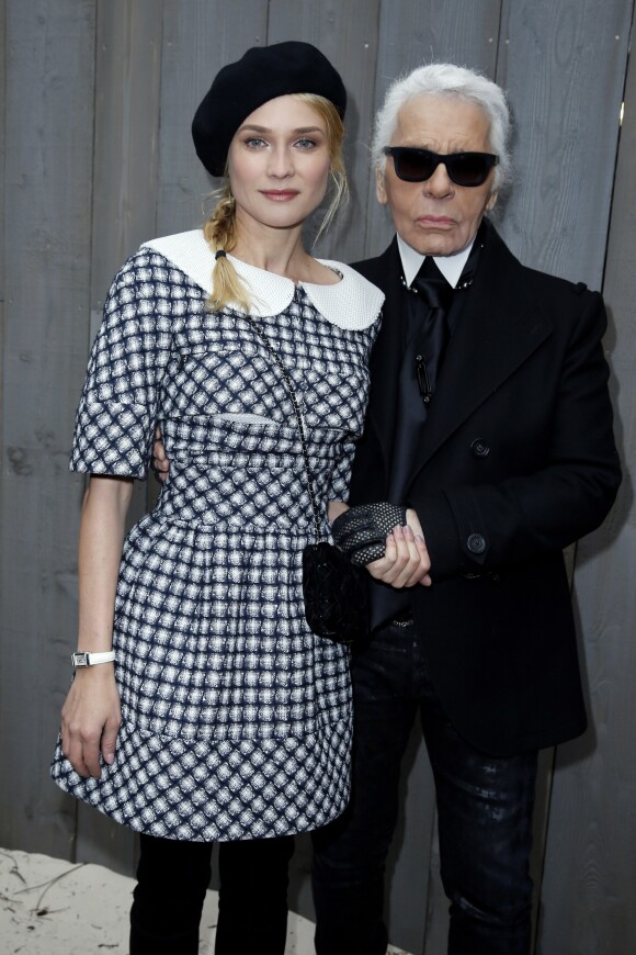 Diane Kruger et Karl Lagerfeld - Défilé de mode Chanel haute-couture printemps ete 2013 au Grand Palais à Paris. Le 22 janvier 2013