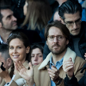 Ophélie Meunier et son mari Mathieu Vergne ont assisté au match de Ligue 1 entre le Paris Saint-Germain et Nîmes au Parc des Princes le 23 février 2019.