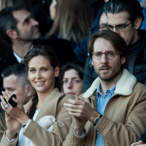 Ophélie Meunier et son mari Mathieu Vergne ont assisté au match de Ligue 1 entre le Paris Saint-Germain et Nîmes au Parc des Princes le 23 février 2019.