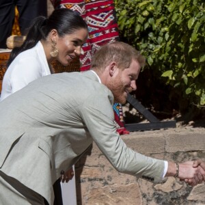 Le prince Harry et Meghan Markle, duchesse de Sussex, enceinte, aux Jardins andalous à Rabat lors de leur voyage officiel au Maroc, le 25 février 2019.