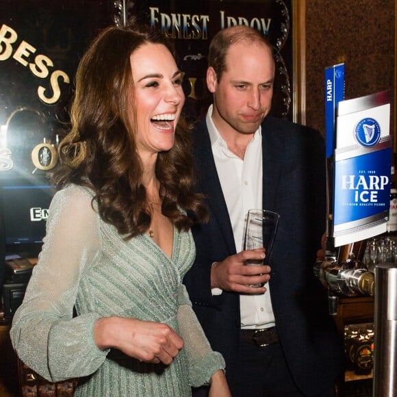 Le prince William, duc de Cambridge, et Catherine (Kate) Middleton, duchesse de Cambridge, lors d'une réception à l'Empire Music Hall à Belfast, le 27 février 2019.