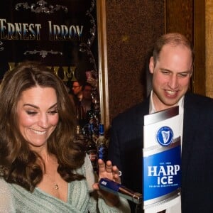 Le prince William, duc de Cambridge, et Catherine (Kate) Middleton, duchesse de Cambridge, lors d'une réception à l'Empire Music Hall à Belfast, le 27 février 2019.