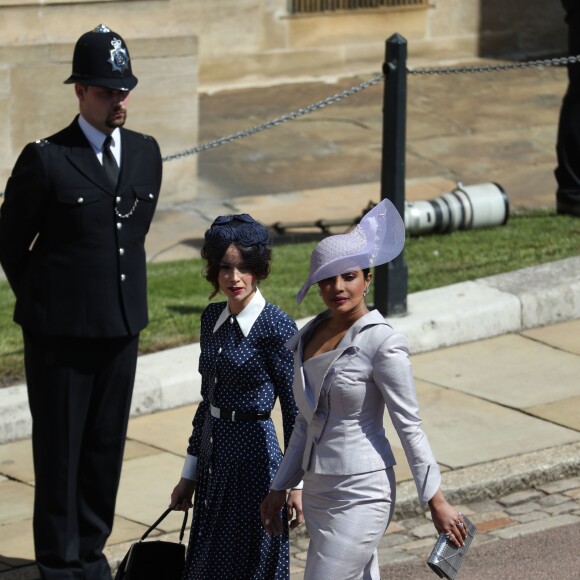 Abigail Leigh Spencer et Priyanka Chopra - Les invités arrivent à la chapelle St. George pour le mariage du prince Harry et de Meghan Markle au château de Windsor, Royaume Uni, le 19 mai 2018.