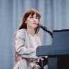 Juliette Armanet en concert pour les vingt ans de Solidays 2018 à l'hippodrome de Longchamp à Paris, France, le 24 juin 2018. © Alexandre Fumeron/Bestimage