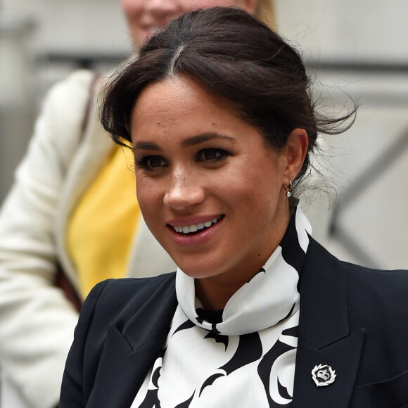 A l'occasion de la journée mondiale du droits des femmes, Meghan Markle (enceinte), duchesse de Sussex, a participé à une discussion conjointe avec le Trust "The Queen's Commonwealth" au King's College à Londres. Le 8 mars 2019