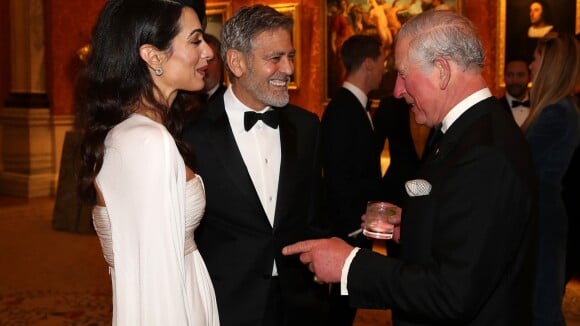 George Clooney et Amal : Tenue de gala et dîner au palais avec le prince Charles