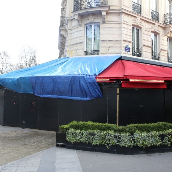 Le Fouquet's sur les Champs-Élysées 2 jours après l'Acte 18 des "gilets jaunes" à Paris, le 18 mars 2019. © Denis Guignebourg / Bestimage