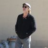 Exclusif - Brad Pitt en plein rendez-vous d'affaires à Los Angeles. Brad, très souriant, salue les photographes. Le 23 janvier 2019
