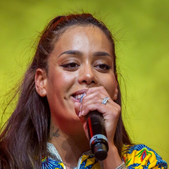 Amel Bent à Lille, France, le 19 mars 2019.