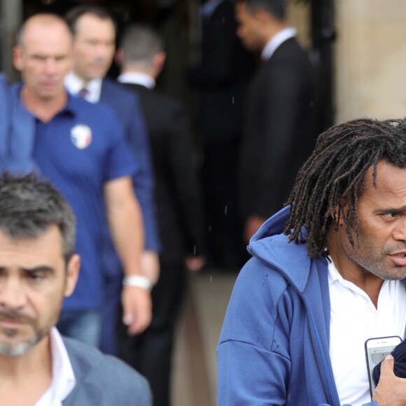 Christian Karembeu - Les joueurs de football de l'équipe de France 98 championne du monde quittent l'hôtel Crillon à l'occasion du 20ème anniversaire de leur victoire. Paris le 11 juin 2018.