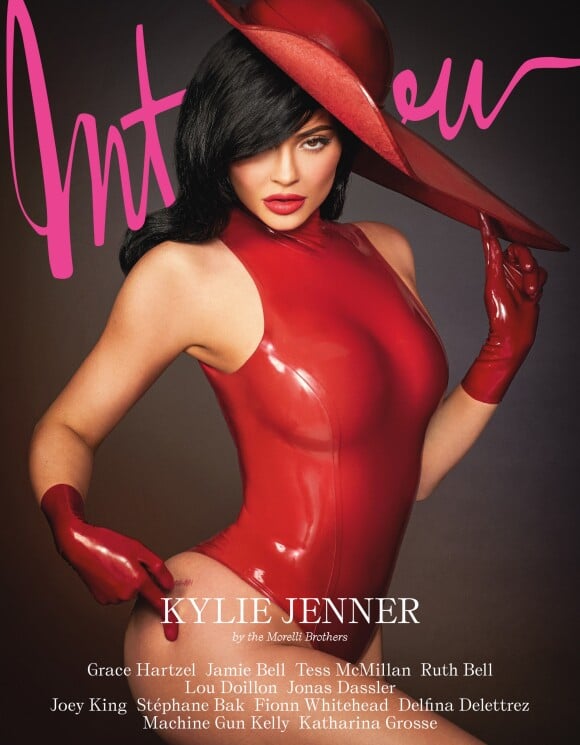 Kylie Jenner en couverture du nouveau numéro d'Interview (édition allemande). Photo par les Frères Morelli.