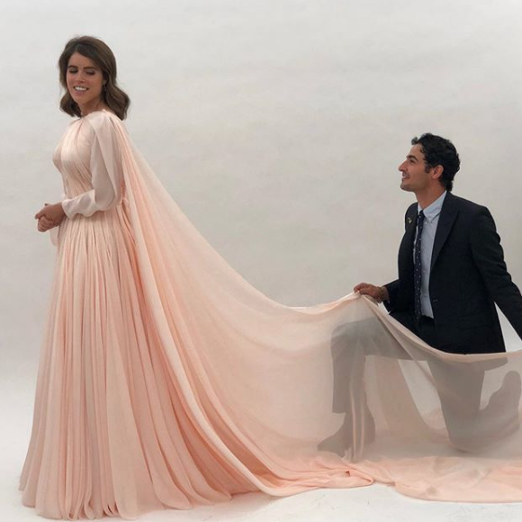 Eugenie d'York lors de ses essayages pour sa seconde robe de mariée signée Zac Posen. Son mariage avec Jack Brooksbank a été célébré à Windsor le 12 octobre 2018.