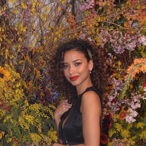 Exclusif - Flora Coquerel lors de la soirée French Libertée, à Opéra, à Paris, le 21 mars 2019. Le dîner était assuré par Cyril Lignac, dans le nouveau flagship d'Etam. C'est dans les lieux nus, bruts et minimalistes, bientôt revisités par l'architecte Winy Maas (Agence MVRDV), que la marque a organisé sa French Liberté Party. Le projet a pour ambition de révéler les volumes, les formes, et la matérialité de la magnifique architecture héritée de Haussmann. L'inauguration est prévue courant de l'été 2019. © Rachid Bellak/Cyril Moreau/Bestimage