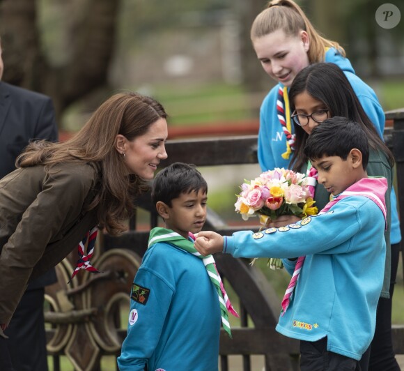 Catherine (Kate) Middleton, duchesse de Cambridge, se rend au siège des scouts de Gilwell Park pour en apprendre davantage sur leur nouvelle organisation et leur mode de vie. Cette organisation scout est destinée aux jeunes enfants, la visite célèbre également le centième anniversaire du parc Gilwell. Londres, le 28 mars 2019