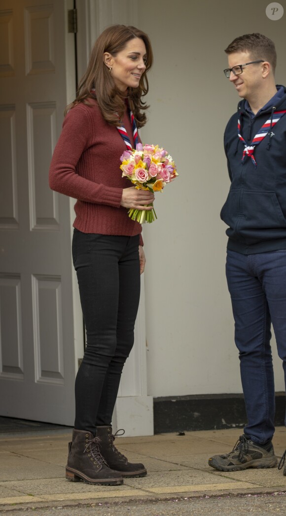 Catherine (Kate) Middleton, duchesse de Cambridge, se rend au siège des scouts de Gilwell Park pour en apprendre davantage sur leur nouvelle organisation et leur mode de vie. Cette organisation scout est destinée aux jeunes enfants, la visite célèbre également le centième anniversaire du parc Gilwell. Londres, le 28 mars 2019