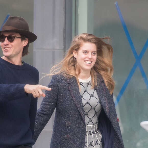 Exclusif - La princesse Beatrice d'York et son nouveau compagnon Edoardo Mapelli Mozzi lors d'une balade en amoureux à New York le 17 mars 2019.