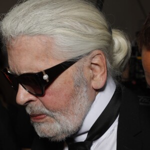 Karl Lagerfeld  au défilé Backstage Fendi "Collection Prêt-à-Porter Printemps/Eté 2019" lors de la Fashion Week de Milan (MLFW), le 20 septembre 2018.