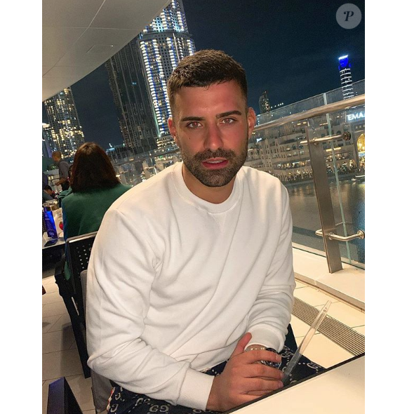 Après plus d'un an d'amour, Vincent Queijo et Maddy Burciaga (qui se sont rencontrés dans "Les Anges 10" sur NRJ12) se séparent le 2 avril 2019.