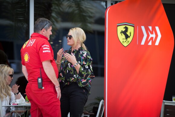 Corinna Schumacher lors des essais du Grand Prix F2 de Bahreïn 2019 sur le circuit de Sakhir, à Bahreïn, le 29 mars 2019.