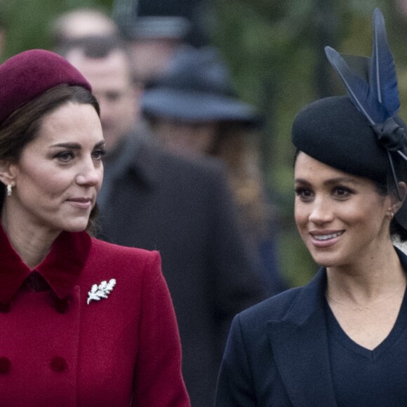 Meghan Markle, en look Victoria Beckham, avec Kate Middleton - La famille royale britannique se rend à la messe de Noël à l'église Sainte-Marie-Madeleine à Sandringham, le 25 décembre 2018.