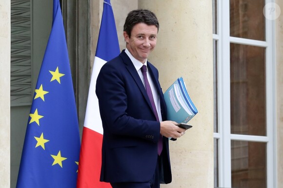 Le secrétaire d'Etat auprès du ministre de l'Economie et des Finances, Benjamin Griveaux - Sorties du conseil des ministres du mercredi 27 septembre au palais de l'Elysée à Paris. Le 27 septembre 2017 © Stéphane Lemouton / Bestimage