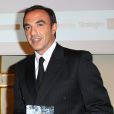 Nikos Aliagas - Cérémonie de remise des SMA (Social Media Awards) au Palais Brongniart à Paris, le 10 décembre 2013.