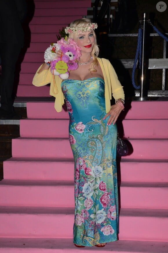 La Cicciolina (Ilona Staller) participe à la Flower Power Party organisée à Rome, le 15 juillet 2014.