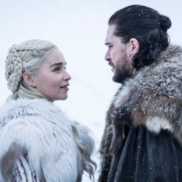 Emilia Clarke et Kit Harington dans "Game of Thrones", saison 8 - à partir du 15 avril 2019 sur OCS.