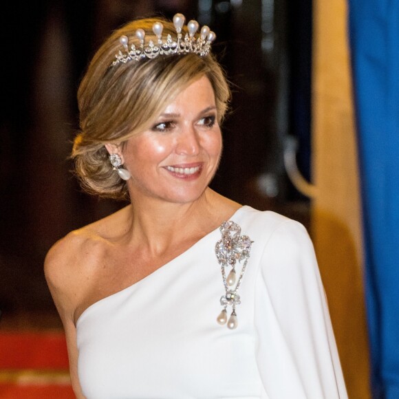 La reine Maxima des Pays-Bas lors du dîner de gala en l'honneur du corps diplomatique au palais royal à Amsterdam le 9 avril 2019.