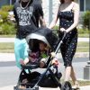 Exclusif - Adam Levine avec sa femme Behati Prinsloo et leur fille Dusty Rose se promènent à Los Angeles, le 21 juin 2018.